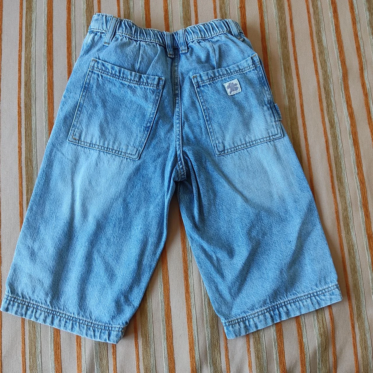 Short jeans. Size 5-6 A (118 cm) – photo 2